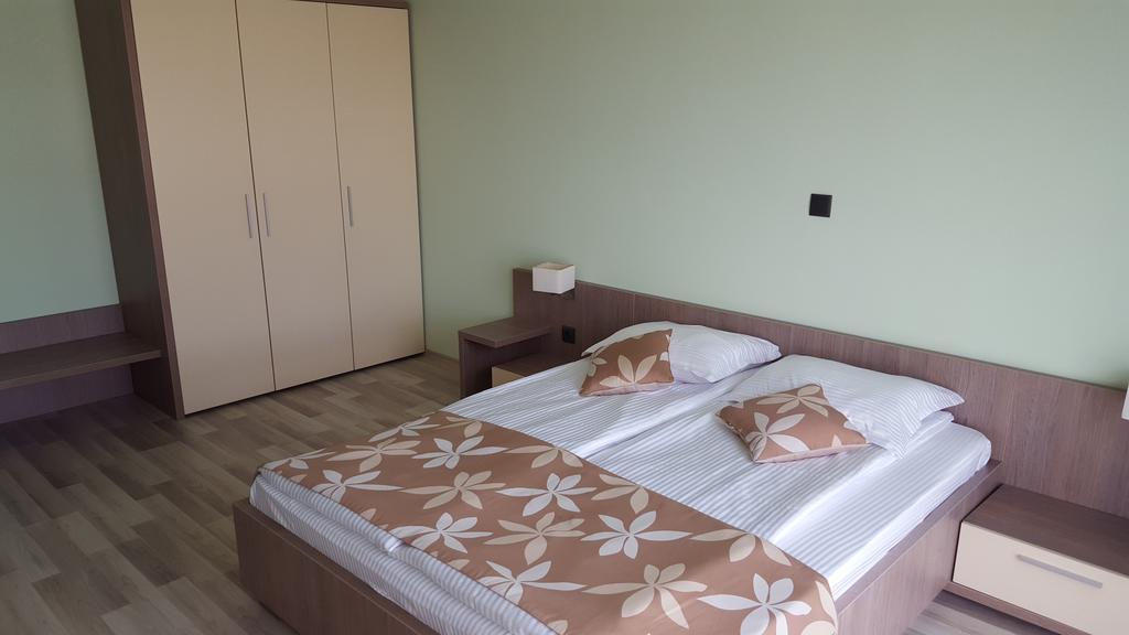 Iva Resort بايالا الغرفة الصورة