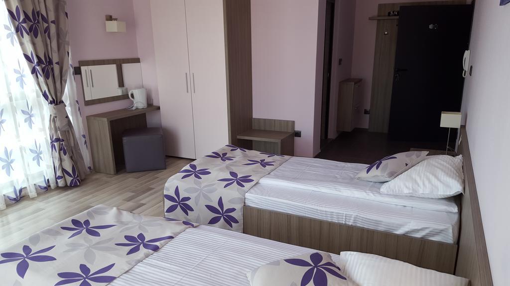 Iva Resort بايالا الغرفة الصورة